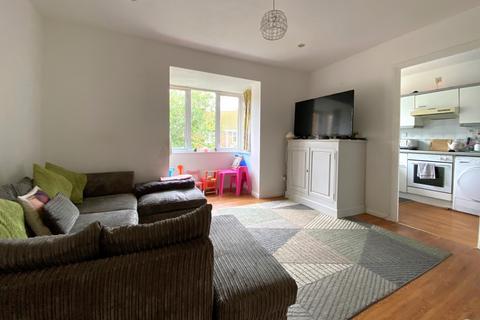 1 bedroom flat for sale, Walcheren Close, Deal, CT14