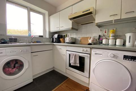 1 bedroom flat for sale, Walcheren Close, Deal, CT14