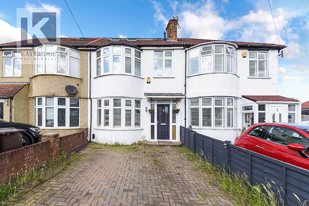 Esher Avenue, Cheam, SM3 4 bed terraced house for sale £625,000