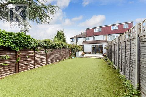 4 Esher Avenue, Cheam, Sutton, SM3 9AY