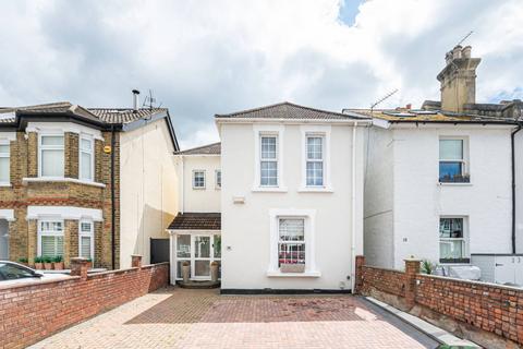 3 bedroom detached house for sale, Walpole Road, Bromley, BR2