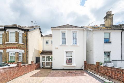 14 Walpole Road, Bromley, BR2 9SF