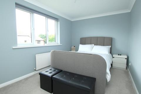 2 bedroom flat for sale, 15 Chorley Close, Oakdale, POOLE, BH15