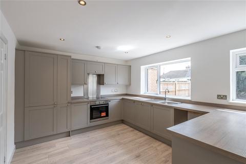32 Brandon Park, Wolverhampton, WV3 7JS