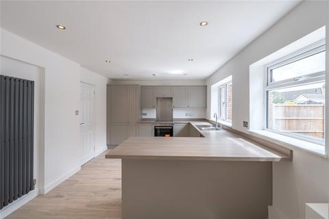 32 Brandon Park, Wolverhampton, WV3 7JS