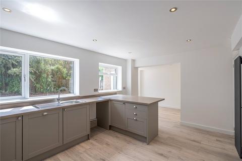 32 Brandon Park, Wolverhampton, WV3 7JS