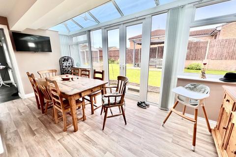 2 bedroom detached bungalow for sale, Brian Bishop Close, WALTON ON THE NAZE, CO14