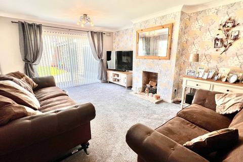 1 Brian Bishop Close, Walton On The Naze, CO14 8QH