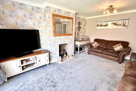 1 Brian Bishop Close, Walton On The Naze, CO14 8QH