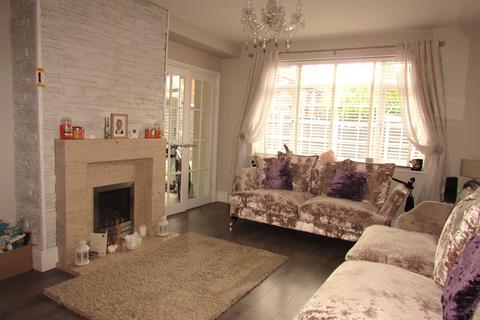 3 bedroom end of terrace house for sale, Nisbet Avenue, Peel Hall, Manchester, M22