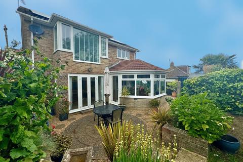 3 bedroom detached house for sale, First Avenue, Newhaven