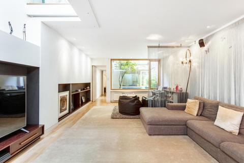 6 bedroom end of terrace house to rent, Atalanta Street London SW6