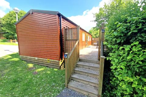 3 bedroom lodge for sale, Finlakes Resort & Spa, Newton Abbot TQ13