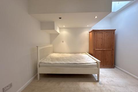 2 bedroom flat for sale, New Cross Road, London , SE14