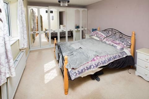 13 Corby Road, Weldon, Corby, NN17 3LB