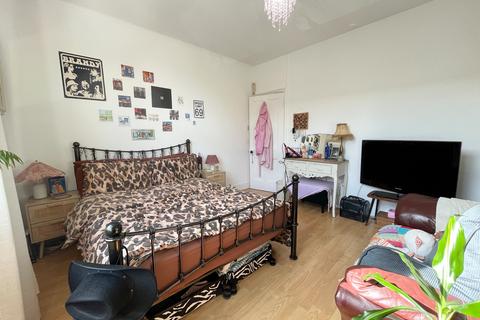 1 bedroom flat to rent, Clarendon Park Road, Leicester LE2