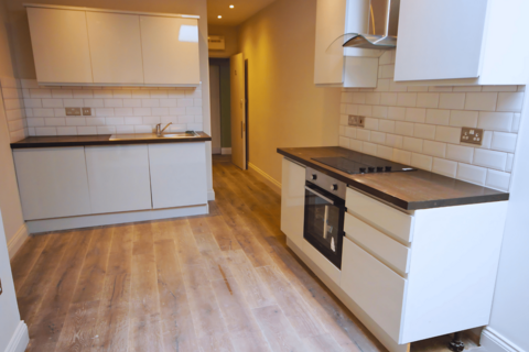 2 bedroom ground floor maisonette for sale, Bartholomew Street, Newbury, RG14