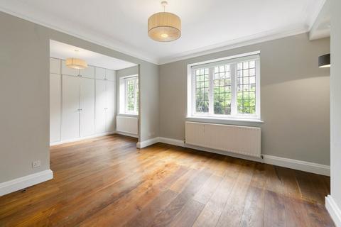 5 bedroom semi-detached house for sale, Mallord Street Chelsea London SW3