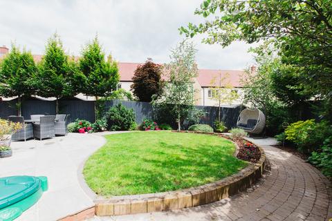 4 bedroom detached house for sale, Horley Drive, Banbury, OX16