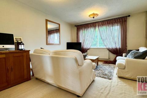 1 bedroom flat for sale, Firs lane, Cheriton, Folkestone, Kent CT19 4QE