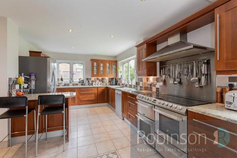 5 bedroom detached house for sale, Maidenhead SL6