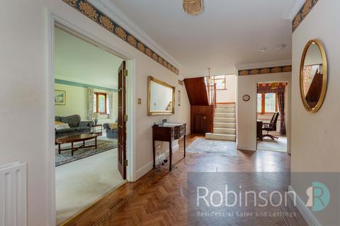 10 Ashton Place, Maidenhead, SL6 4TA