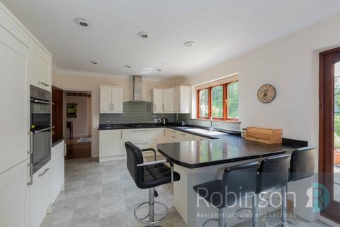 10 Ashton Place, Maidenhead, SL6 4TA