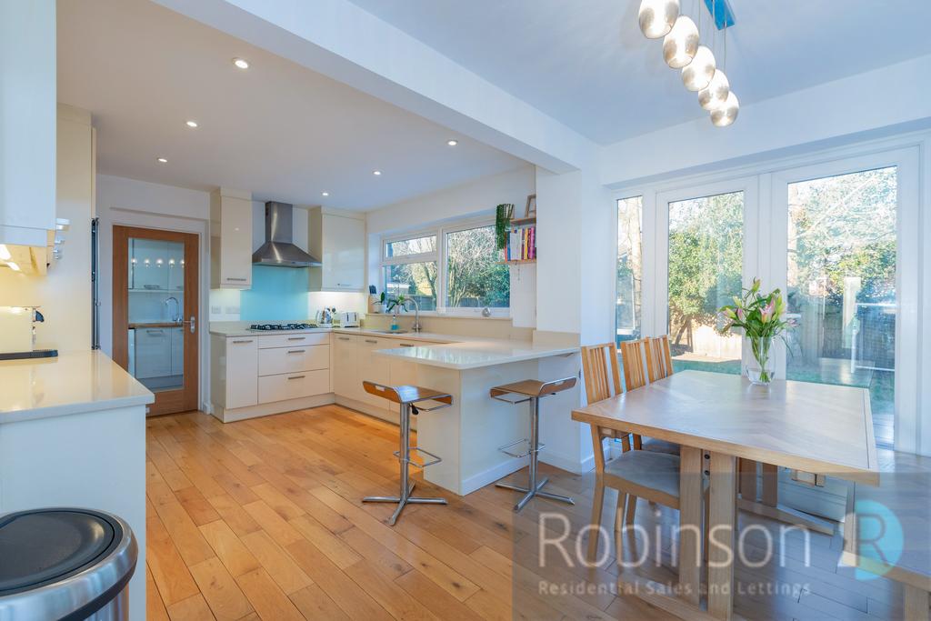 1 Leighton Gardens-10