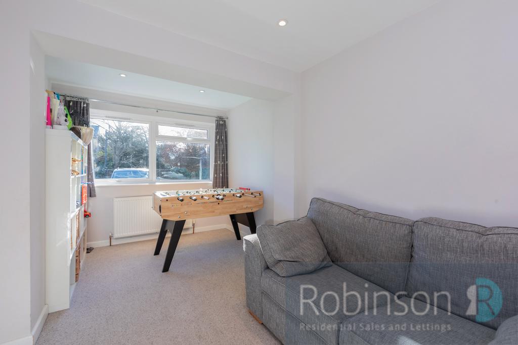 1 Leighton Gardens-9