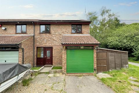 3 bedroom end of terrace house for sale, Bearcross