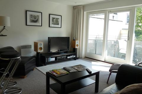 1 bedroom flat to rent, North Contemporis, Merchants Road, BS8