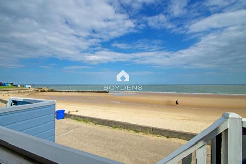 Chalet for sale, Connaught Avenue, Frinton-On-Sea CO13