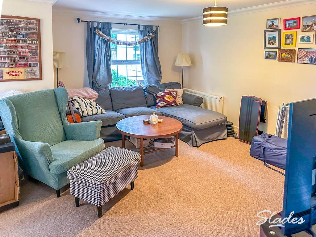 Lounge 2