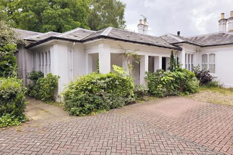 2 bedroom semi-detached house for sale, Queen Victoria Court, Farnborough, GU14