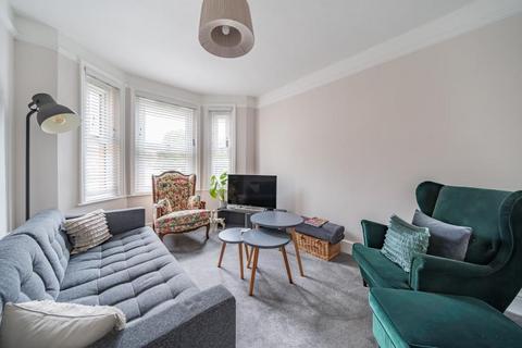 undefined, Caxton Gardens, Guildford GU2