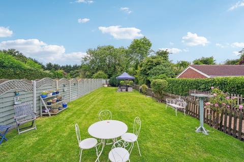 73 Thorney Mill Road, Iver, SL0 9AH