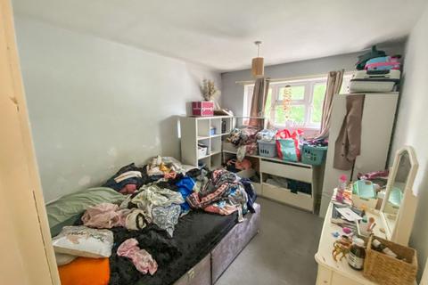 101 Dankworth Road, Basingstoke, RG22 4LJ