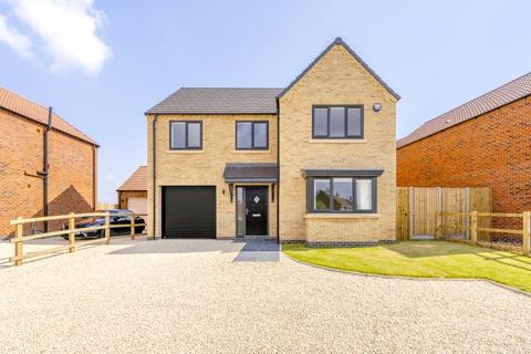4 bedroom detached house for sale, Puttock Gate, Boston PE20