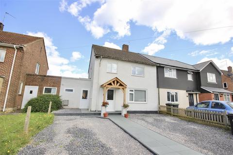 3 bedroom end of terrace house for sale, Barnes Crescent, Wimborne, Wimborne