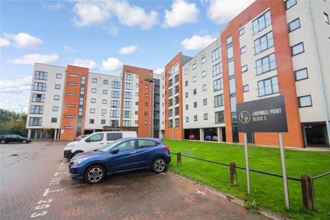 2 bedroom flat to rent, Pilgrims Way, Salford, M50