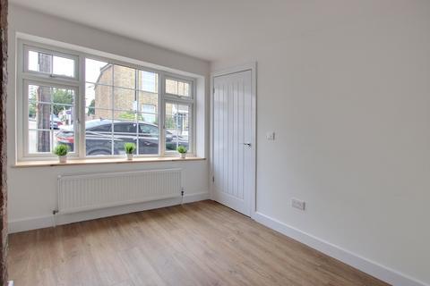 3 bedroom end of terrace house for sale, West Street, Central Croydon