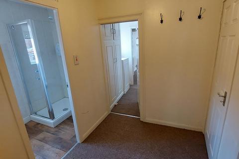 2 bedroom flat to rent, Grape Lane, Whitby YO22