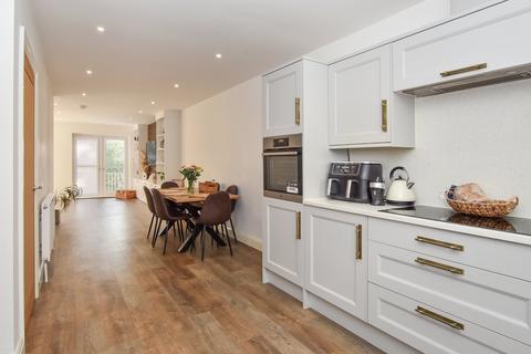 15 Sunningvale Close, Biggin Hill, Westerham, TN16 3BS