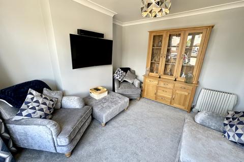 94 Avondale Road, Ipswich, IP3 9JZ