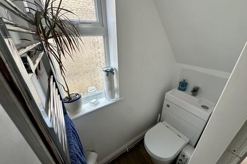 94 Avondale Road, Ipswich, IP3 9JZ