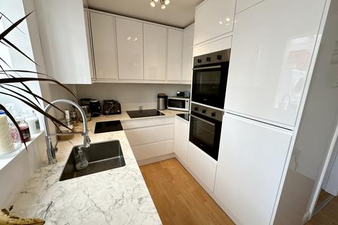 94 Avondale Road, Ipswich, IP3 9JZ