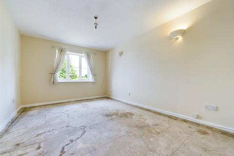 57 Coppice Gate, Cheltenham, GL51 9QJ