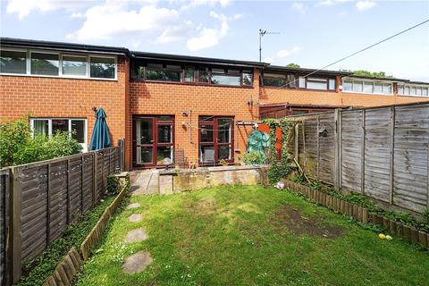 31 Bennett Close, Northwood, HA6 1EP