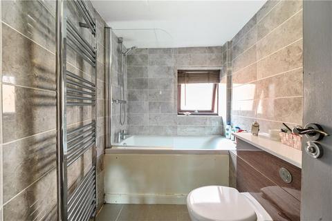 31 Bennett Close, Northwood, HA6 1EP
