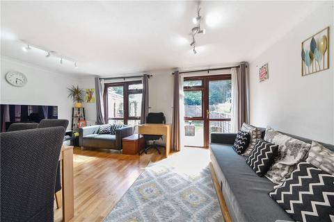 31 Bennett Close, Northwood, HA6 1EP